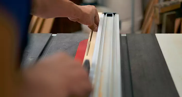 Bifold Door Seal Repair in Egypt Lake-Leto, FL