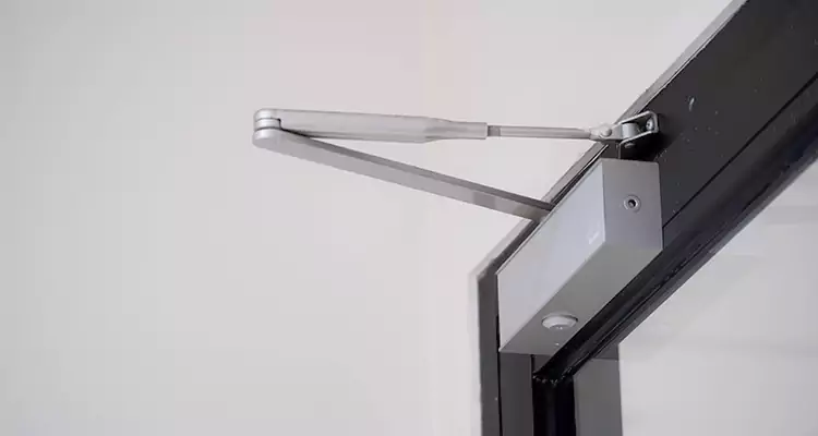 Screen Door Closer Repair in Egypt Lake-Leto, FL