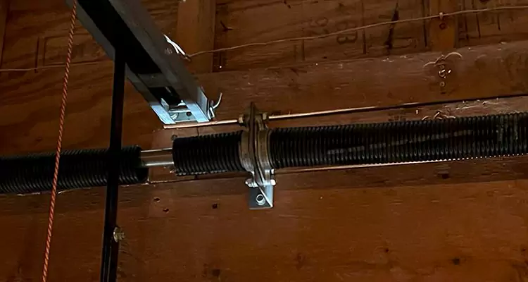 Garage Door Lift Cable Replacement in Egypt Lake-Leto, FL