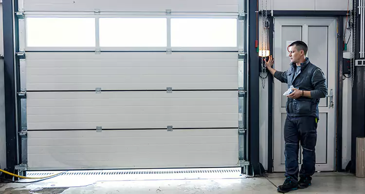 Modern Overhead Door Repair in Egypt Lake-Leto, FL