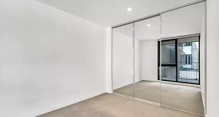 Why Homeowners Choose Us for Sliding Mirror Door Replacement in Egypt Lake-Leto, FL