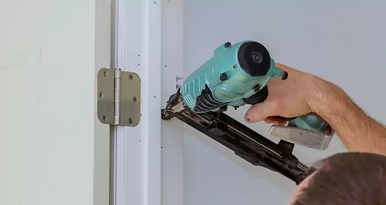 Bathroom Stall Door Hinge Repair in Egypt Lake-Leto, FL