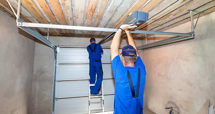 Garage Door Opener Technician in Egypt Lake-Leto, FL