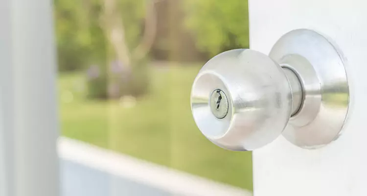 Patio Door Mechanism Jammed in Egypt Lake-Leto, FL