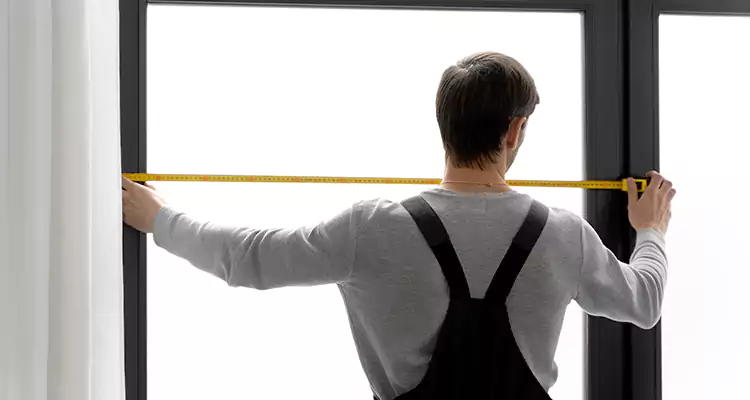 Retractable Deck Screens Repair in Egypt Lake-Leto, FL