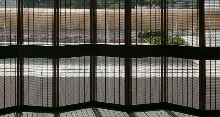 Front Screen Door Repair in Egypt Lake-Leto, FL